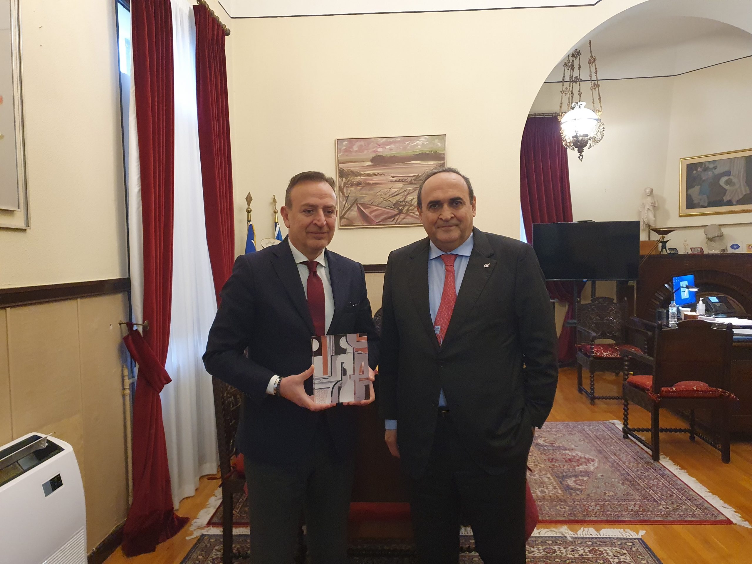 Τουρισμός και πολιτισμός στο επίκεντρο της συνάντησης του δημάρχου Ιωαννίνων με τον Γ. Βέρμπη