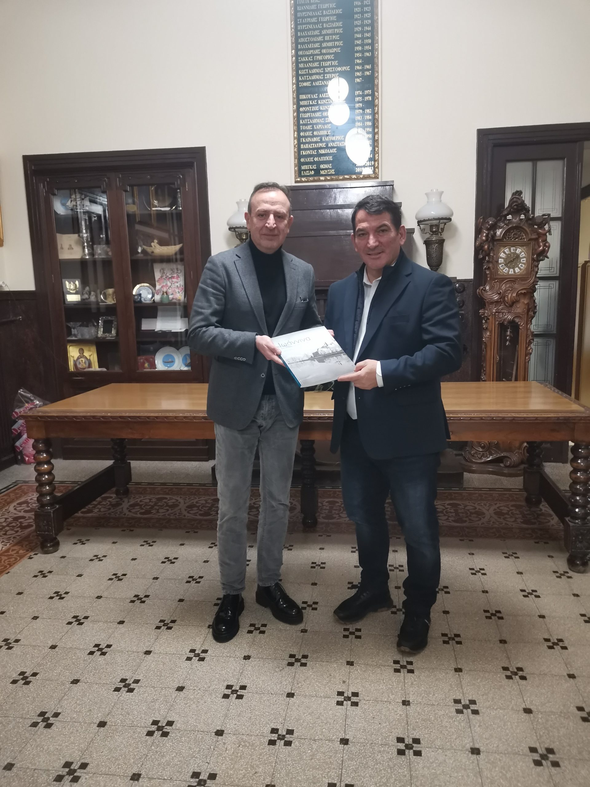 Επίσκεψη Πύρρου Δήμα στο δήμαρχο Ιωαννίνων