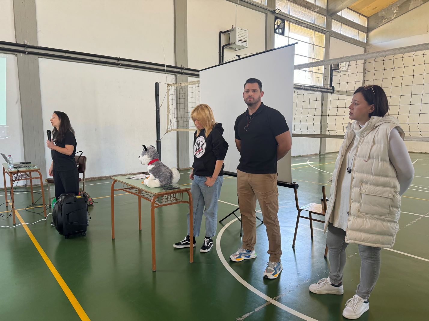 Ενημερωτικές δράσεις σε μαθητές για την παγκόσμια ημέρα αδέσποτων